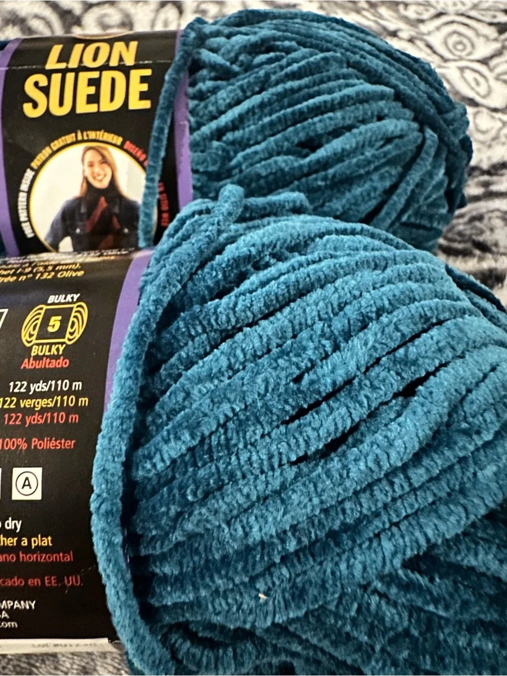 Lion Suede Bulky Yarn Teal - 3 Skeins